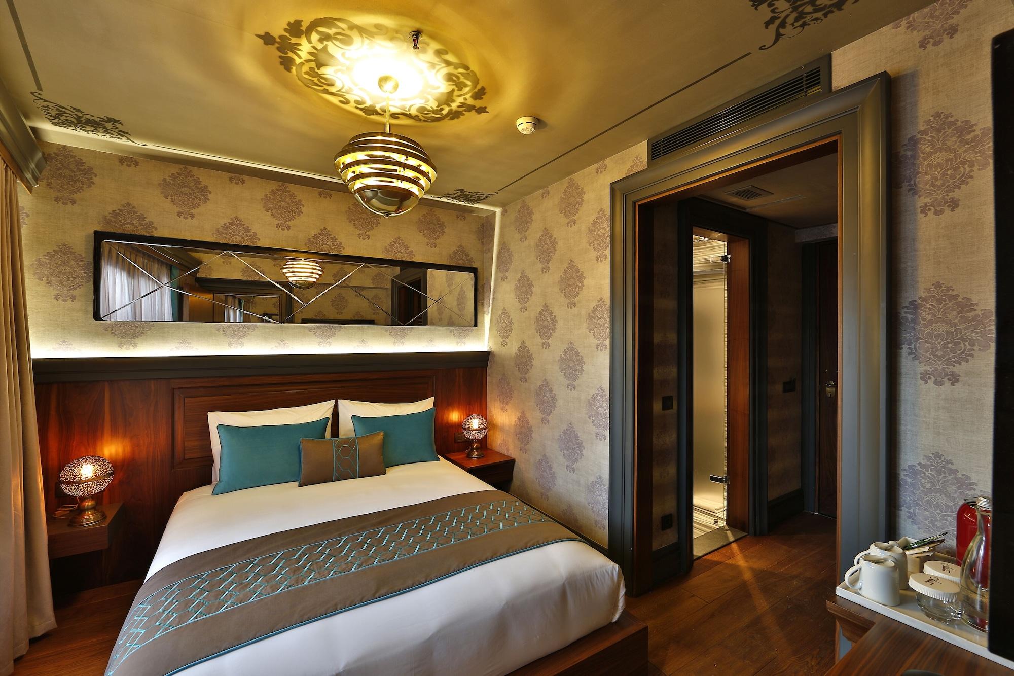Sanat Boutique Pera 3*